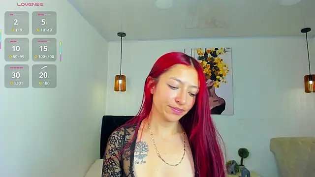 Scarlett  bell online show from 10/04/25, 01:20