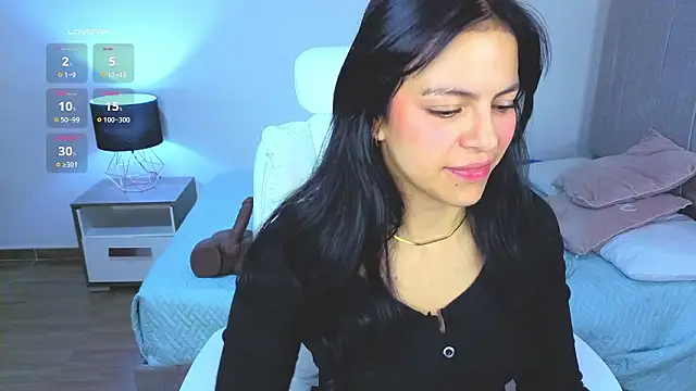 Eliie Ruizz online show from 02/03/26, 04:43