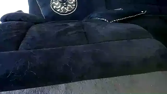 Niquitasparkles online show from 11/25/25, 03:50