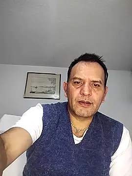 RogueTraveler online show from 10/28/25, 03:10