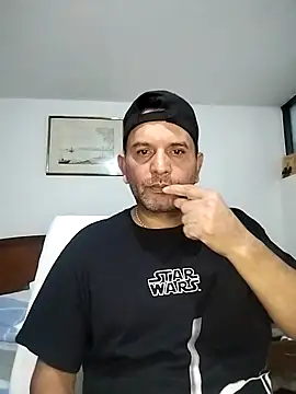 RogueTraveler online show from 11/13/25, 03:27