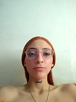 Snapshot of Dani_pegin chatting on 09/14/25, 05:45 Dani pegin online show from 09/14/25, 05:45