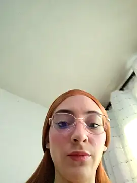 Snapshot of Dani_pegin chatting on 09/23/25, 12:30 Dani pegin online show from 09/23/25, 12:30