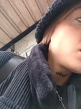 Dani pegin online show from 12/19/25, 01:51