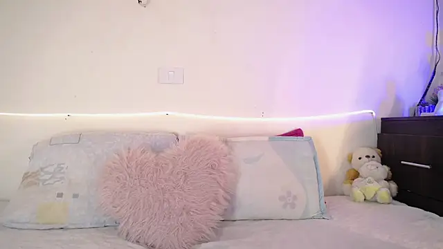 shysweets online show from 06/13/26, 04:27