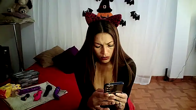 Hanna Charming online show from 10/09/25, 06:06