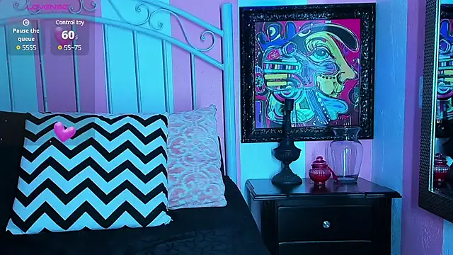 Snapshot of Liah_Grey8 chatting on 02/14/25, 09:32 Liah Grey8 online show from 02/14/25, 09:32