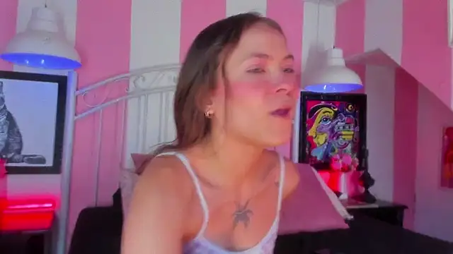 Liah Grey8 online show from 04/23/26, 09:17