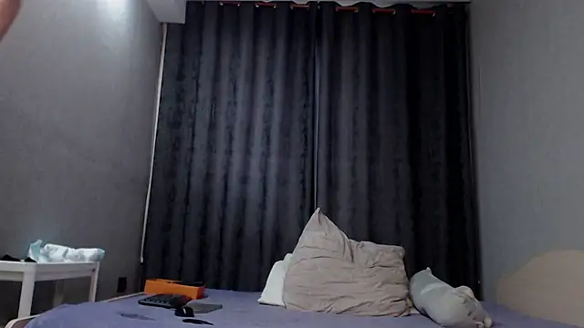 Anna Curvy online show from 02/04/25, 04:26