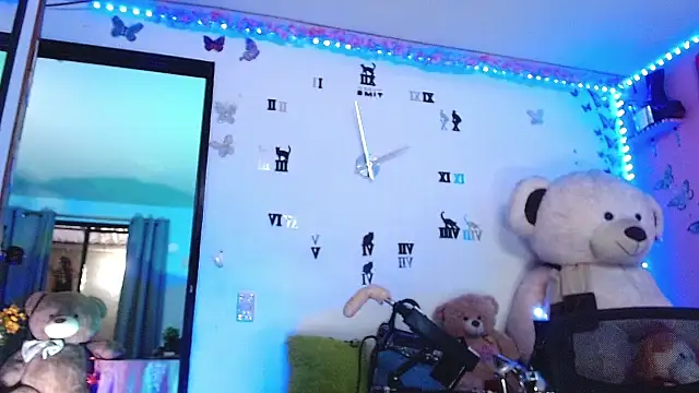 Snapshot of goddess_BigassCock chatting on 02/15/26, 07:54 goddess BigassCock online show from 02/15/26, 07:54