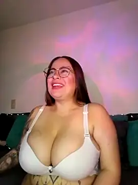 soofy   online show from 04/24/26, 04:48