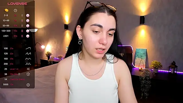 hannacheekss  online show from 01/28/25, 05:11