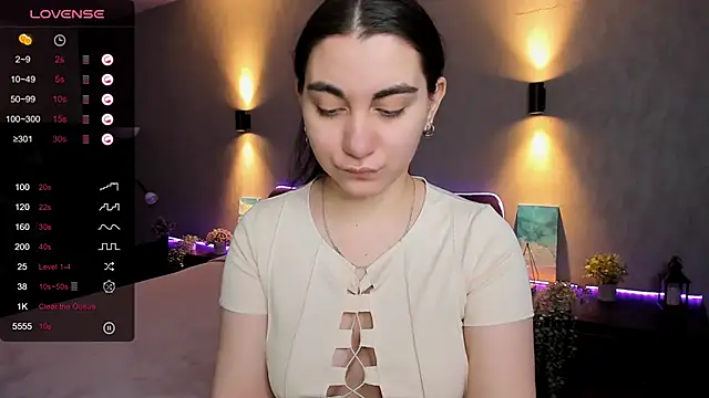 hannacheekss  online show from 02/28/25, 02:09