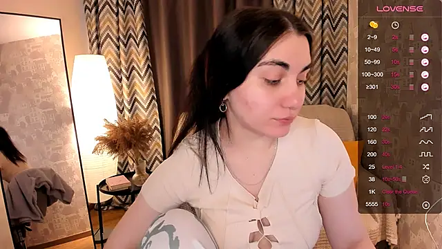 hannacheekss  online show from 03/18/25, 05:20