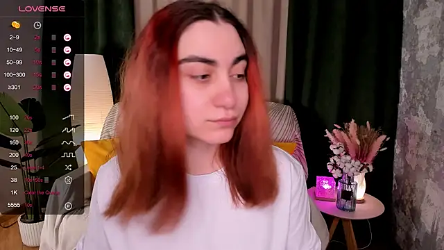 hannacheekss  online show from 04/01/26, 02:01