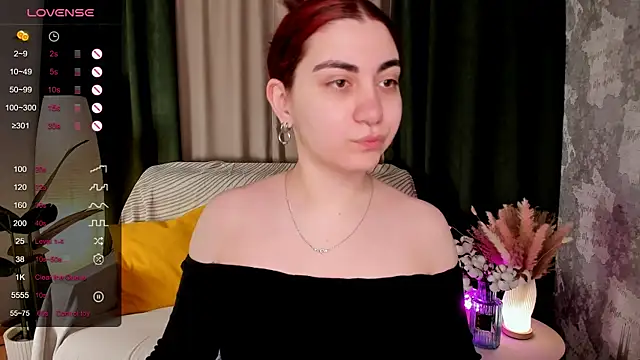 hannacheekss  online show from 04/22/26, 02:03