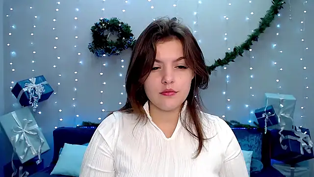 Snapshot of showmeparadise chatting on 12/06/24, 09:43 showmeparadise online show from 12/06/24, 09:43