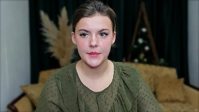 Snapshot of showmeparadise chatting on 01/05/25, 05:30 showmeparadise online show from 01/05/25, 05:30