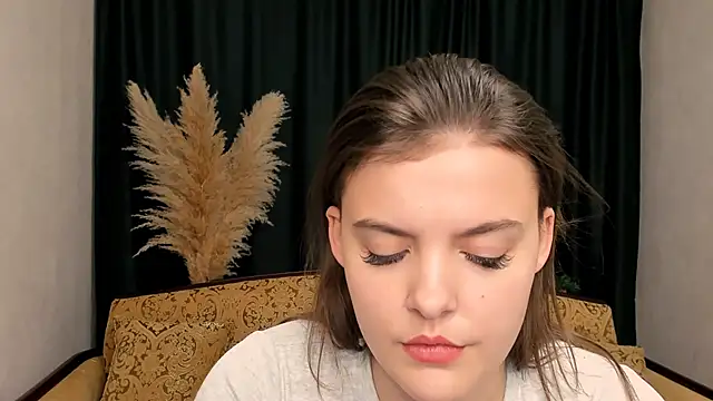 Snapshot of showmeparadise chatting on 02/03/25, 12:47 showmeparadise online show from 02/03/25, 12:47