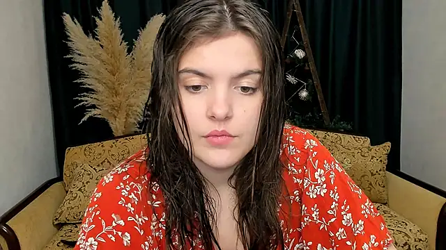 Snapshot of showmeparadise chatting on 02/16/25, 03:05 showmeparadise online show from 02/16/25, 03:05