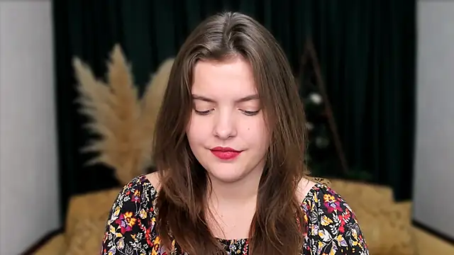 Snapshot of showmeparadise chatting on 02/27/25, 04:32 showmeparadise online show from 02/27/25, 04:32