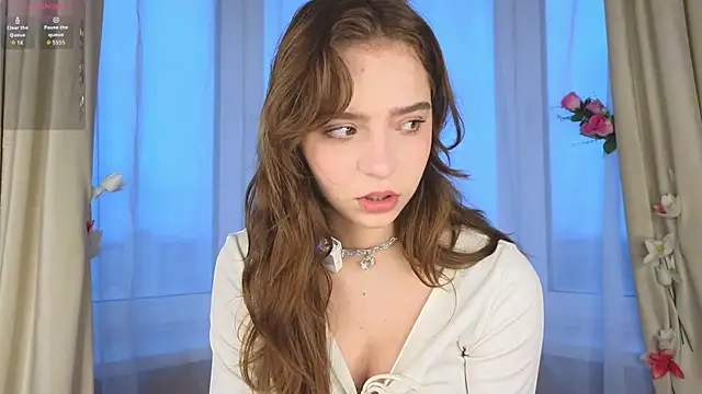 Snapshot of KellyAdderiy chatting on 10/31/25, 03:18 KellyAdderiy online show from 10/31/25, 03:18