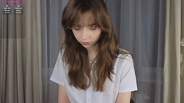 Snapshot of KellyAdderiy chatting on 12/15/25, 03:11 KellyAdderiy online show from 12/15/25, 03:11