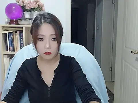 SuSushi728 online show from 11/11/25, 03:45