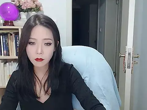 SuSushi728 online show from 12/22/25, 03:20