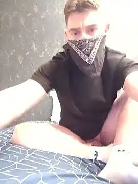 ElyasMatt online show from 05/19/26, 02:51