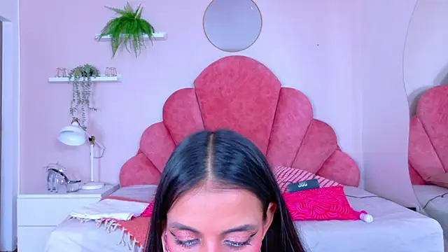 ChanelAdamss  online show from 11/25/25, 12:38