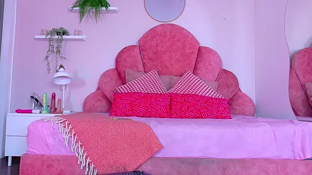 ChanelAdamss  online show from 11/28/25, 03:09