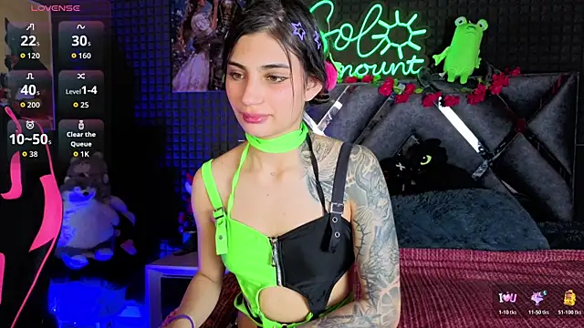 Snapshot of SolBeaumont1 chatting on 05/01/26, 07:40 SolBeaumont1 online show from 05/01/26, 07:40