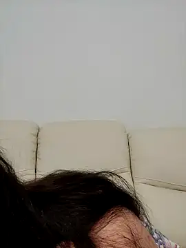 Snapshot of leeya_lee chatting on 01/15/25, 11:30 leeya lee online show from 01/15/25, 11:30