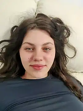 Snapshot of leeya_lee chatting on 02/11/25, 04:55 leeya lee online show from 02/11/25, 04:55