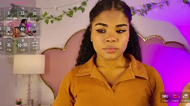 NahiaraReina online show from 02/27/26, 01:33