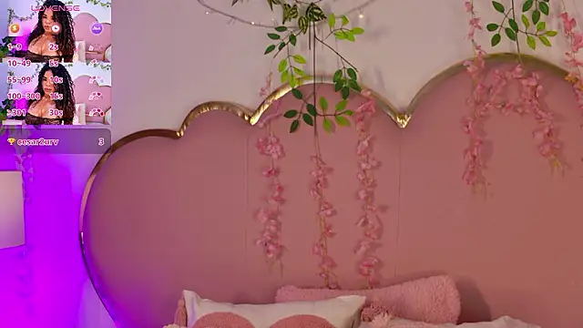 NahiaraReina online show from 03/28/26, 01:43