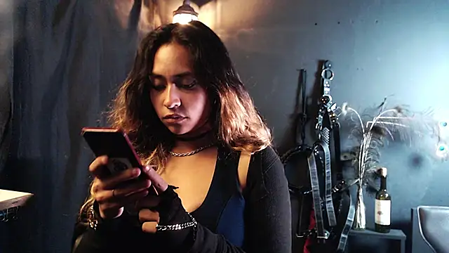 Snapshot of saba_the_courtesan chatting on 10/01/25, 05:35 saba the courtesan online show from 10/01/25, 05:35