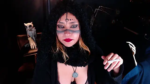 Snapshot of saba_the_courtesan chatting on 10/29/25, 05:20 saba the courtesan online show from 10/29/25, 05:20