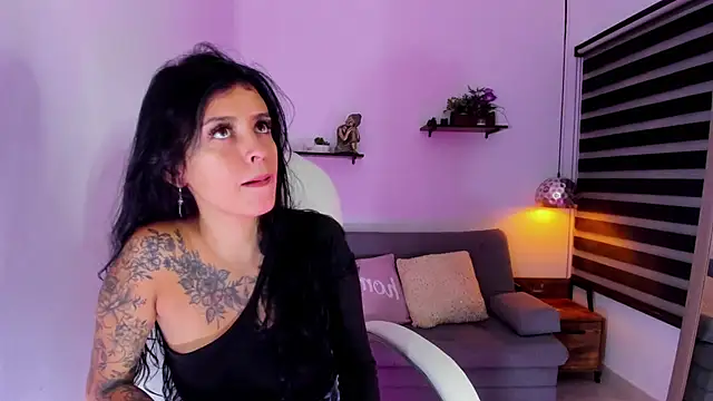 yenny garcia online show from 09/30/25, 06:02