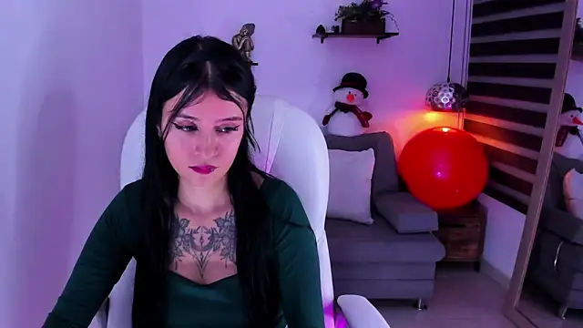 yenny garcia online show from 11/27/25, 05:15