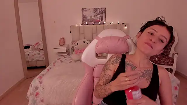 yenny garcia online show from 02/11/26, 06:24