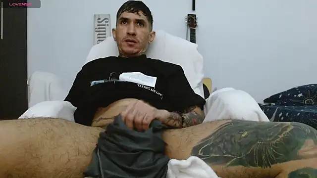 Snapshot of IaDoherty chatting on 11/21/25, 08:02 IaDoherty online show from 11/21/25, 08:02