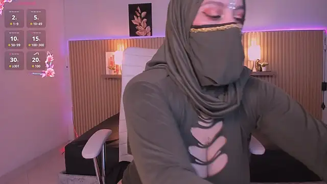 cloe sirena online show from 04/17/26, 02:20