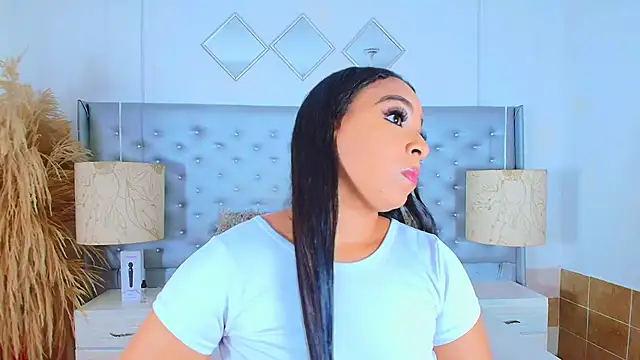 EileenBenzon online show from 10/11/25, 09:02