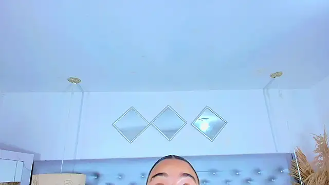 EileenBenzon online show from 02/18/26, 05:03