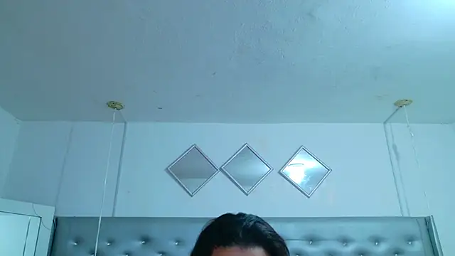 EileenBenzon online show from 04/23/26, 02:08