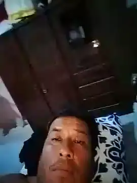 Snapshot of marcuszza22 chatting on 02/18/25, 09:53 marcuszza22 online show from 02/18/25, 09:53