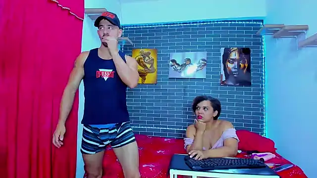 Snapshot of alessandro27yleonora chatting on 12/06/24, 02:38 alessandro27yleonora online show from 12/06/24, 02:38