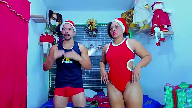 Snapshot of alessandro27yleonora chatting on 12/22/24, 11:11 alessandro27yleonora online show from 12/22/24, 11:11